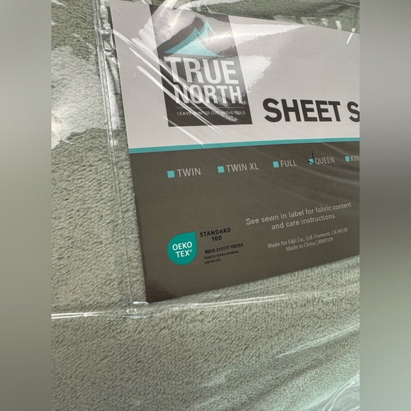 NWT -True North Fleece Sheet Set, Sage Color - Picture 6 of 11